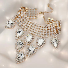  QUEEN NECKLACE SHOP PRISCILLA LEE