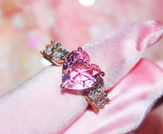 ICY PINK HEART RING