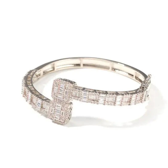 BOSSY BAGUETTE CUFF SHOP PRISCILLA LEE